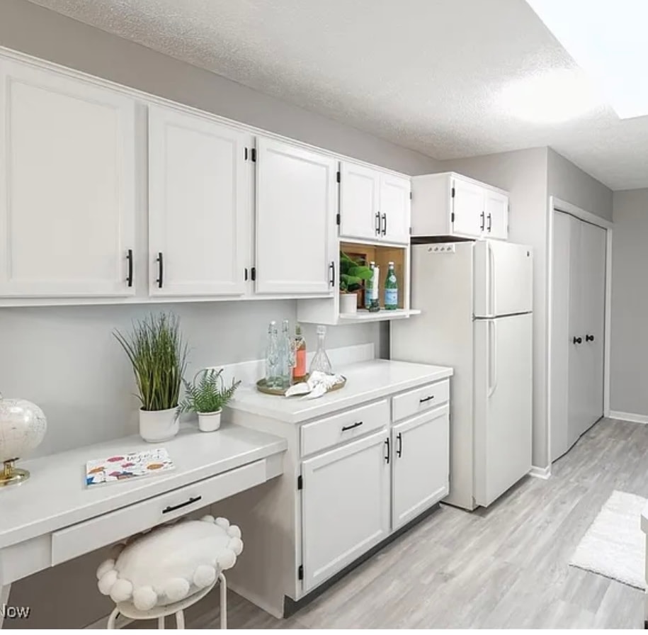 After kitchen cabinet painting in Akron Ohio — Akron painter completed white cabinet refinish, Akron painters kitchen results